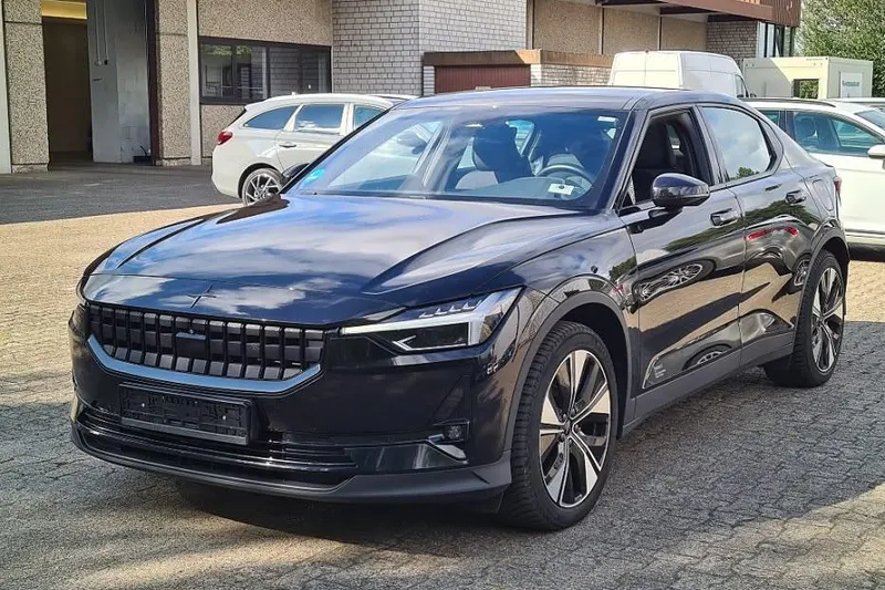 Polestar 2 (2023)