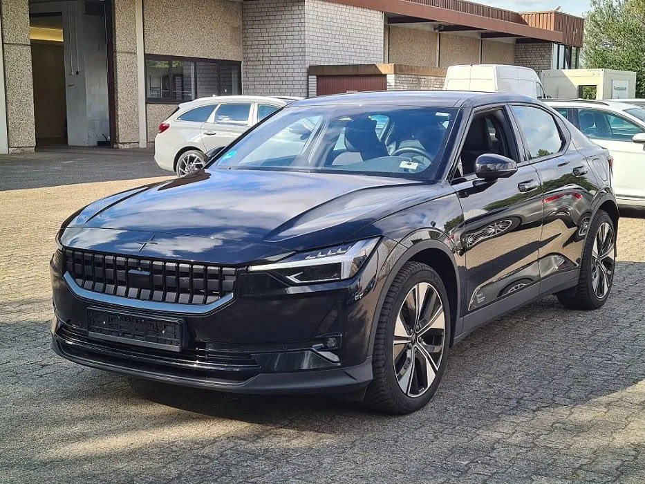 Polestar 2 (2023) — foto 1