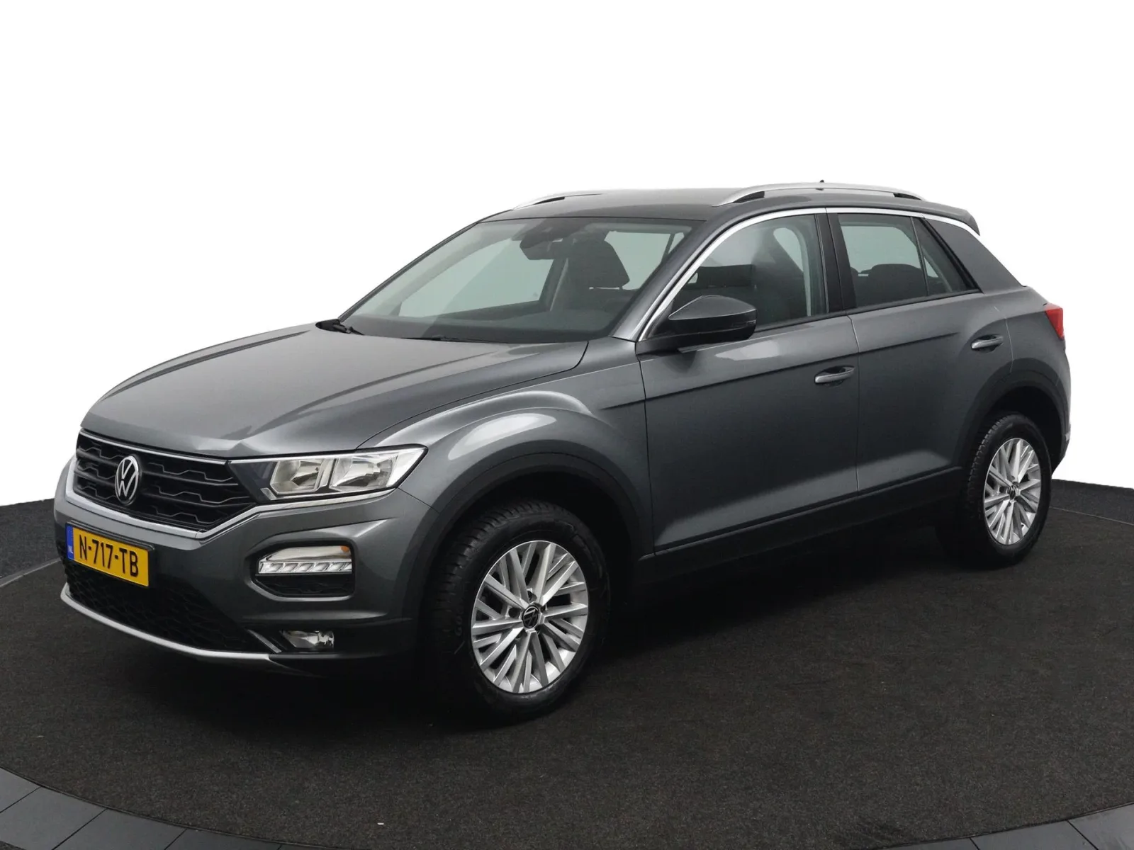 Volkswagen T-Roc (2022) — foto 1