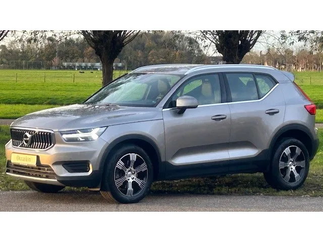 Volvo XC40 (2019) — foto 1