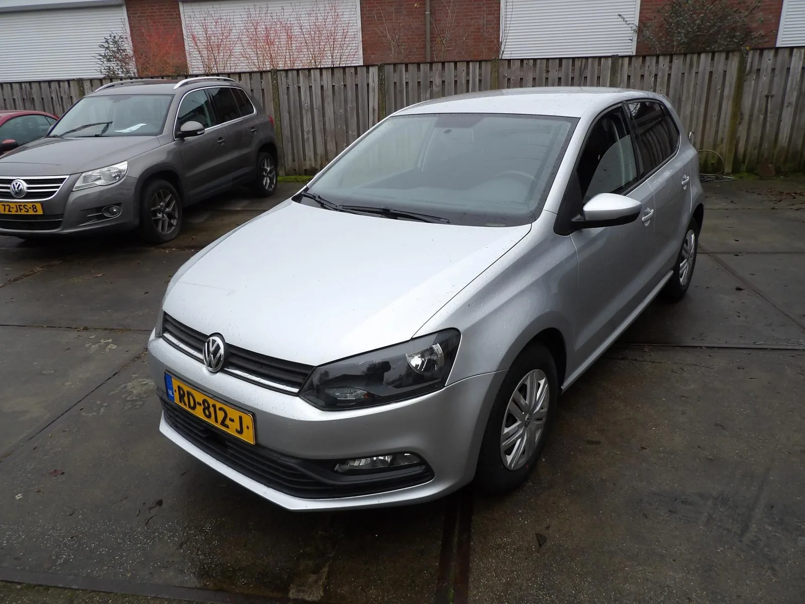 Volkswagen Polo (2015) — foto 1