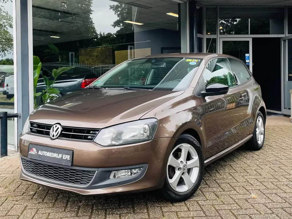 Volkswagen Polo (2012) — foto 1
