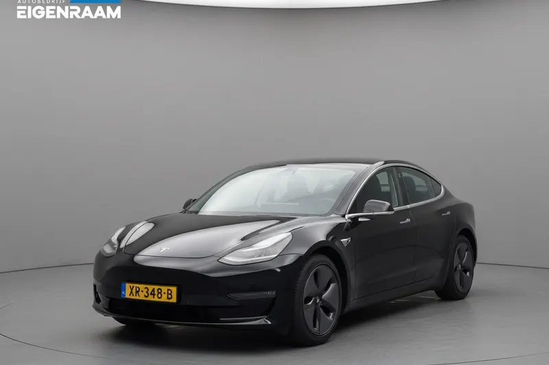 Tesla Model 3 (2019)