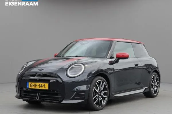 MINI Cooper (2024) — foto 1
