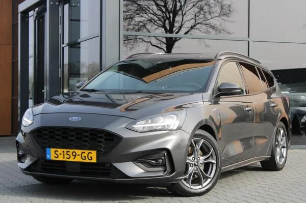 Ford Focus (2020) — foto 1