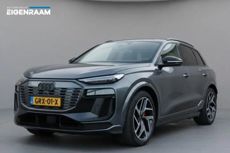 Audi Q6 (2024)