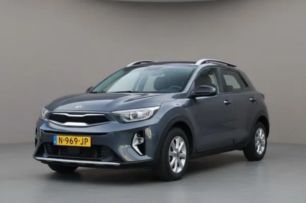 Kia Stonic (2021) — foto 1