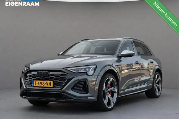 Audi SQ8 (2023) — foto 1