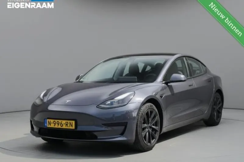 Tesla Model 3 (2021)