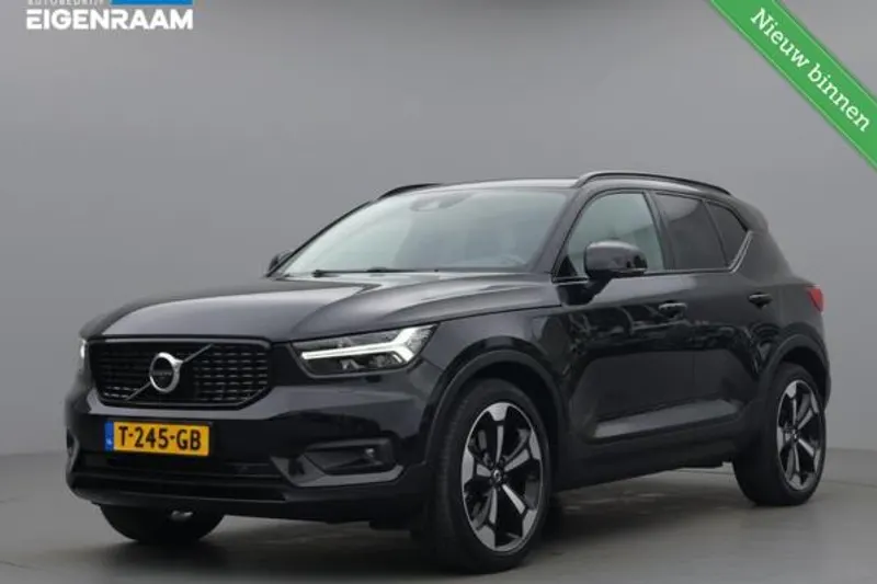 Volvo XC40 (2021)