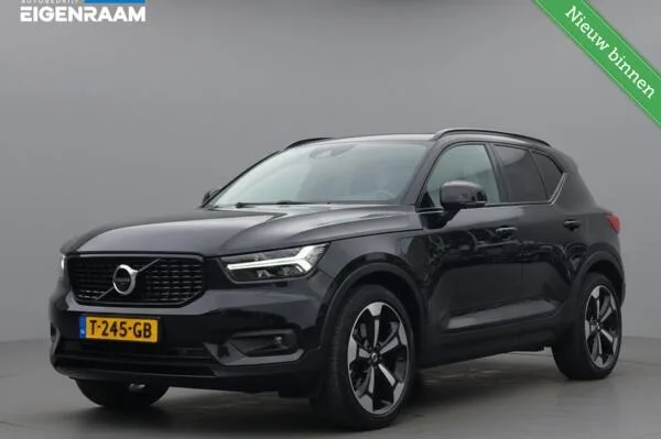 Volvo XC40 (2021) — foto 1