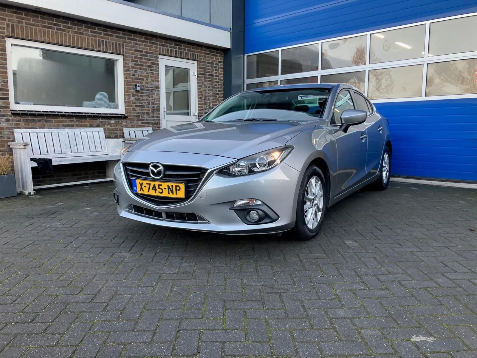 Mazda 3 (2015) — foto 1