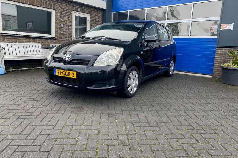 Toyota Verso (2008)