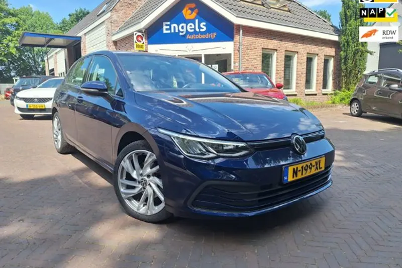 Volkswagen Golf (2022)