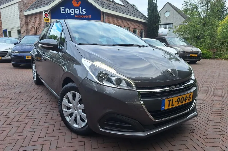 Peugeot 208 (2018)