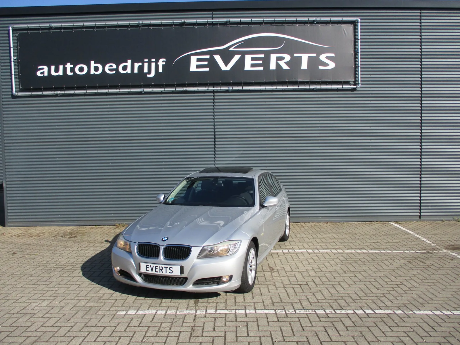 BMW 3-Serie (2009) — foto 1
