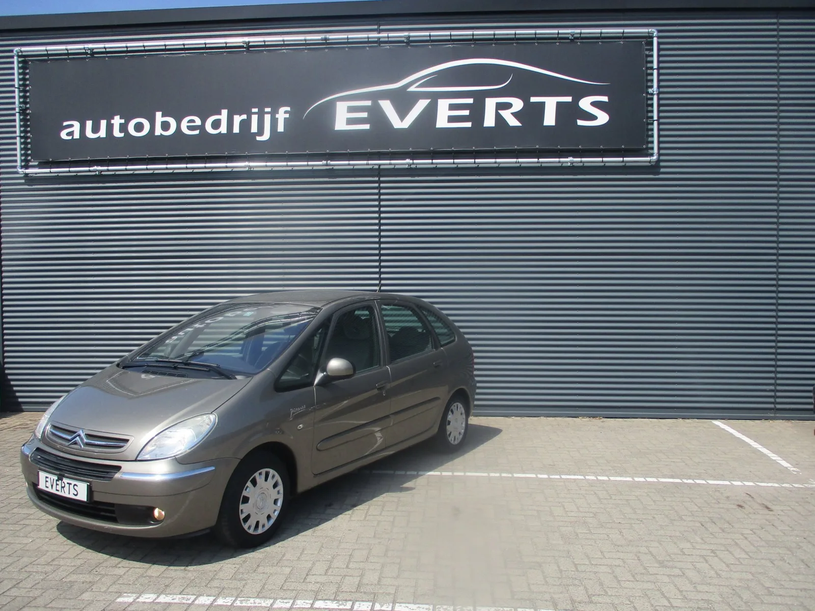 Citroën Xsara Picasso (2010) — foto 1