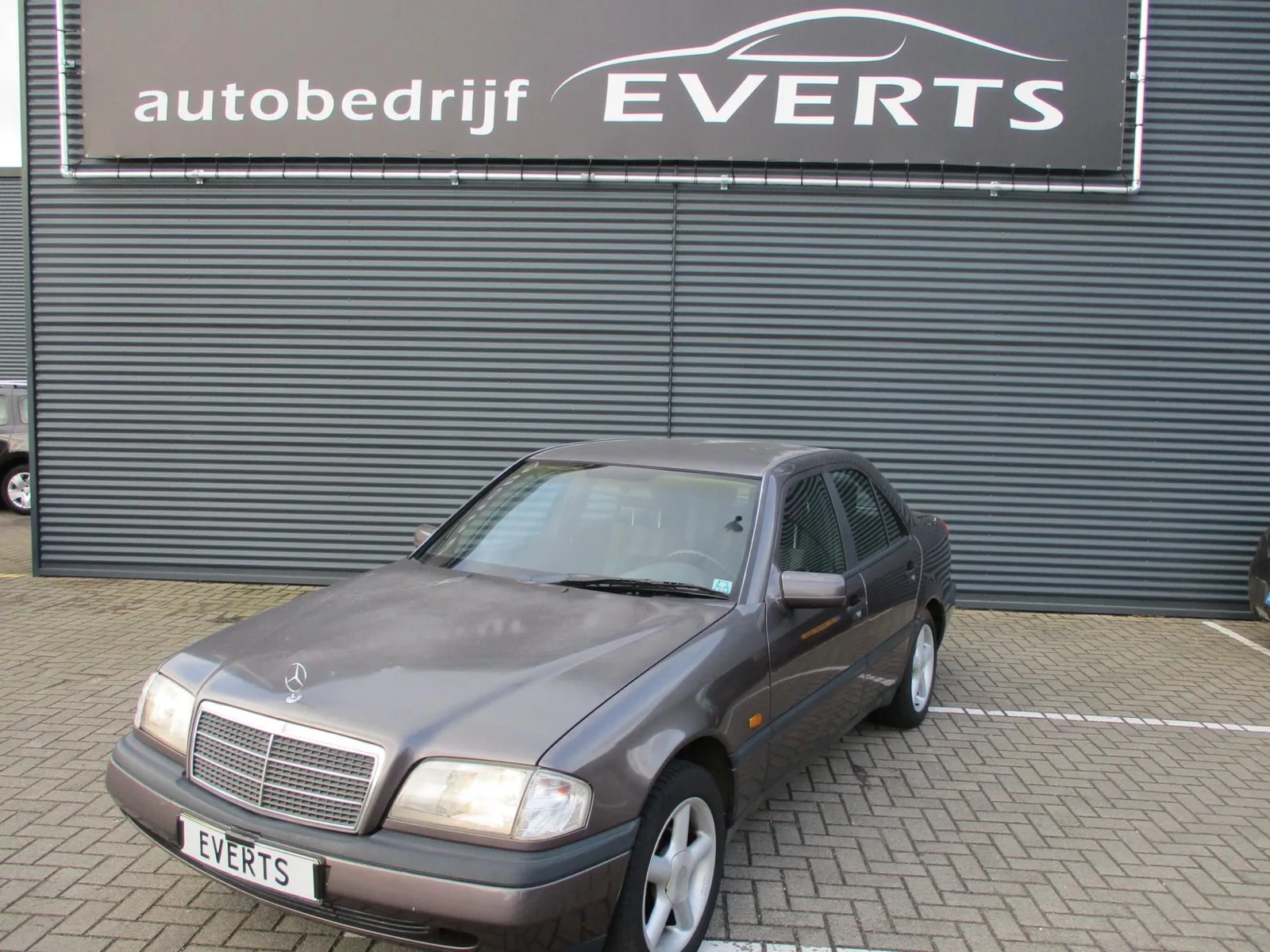 Mercedes-Benz C-Klasse (1994) — foto 1