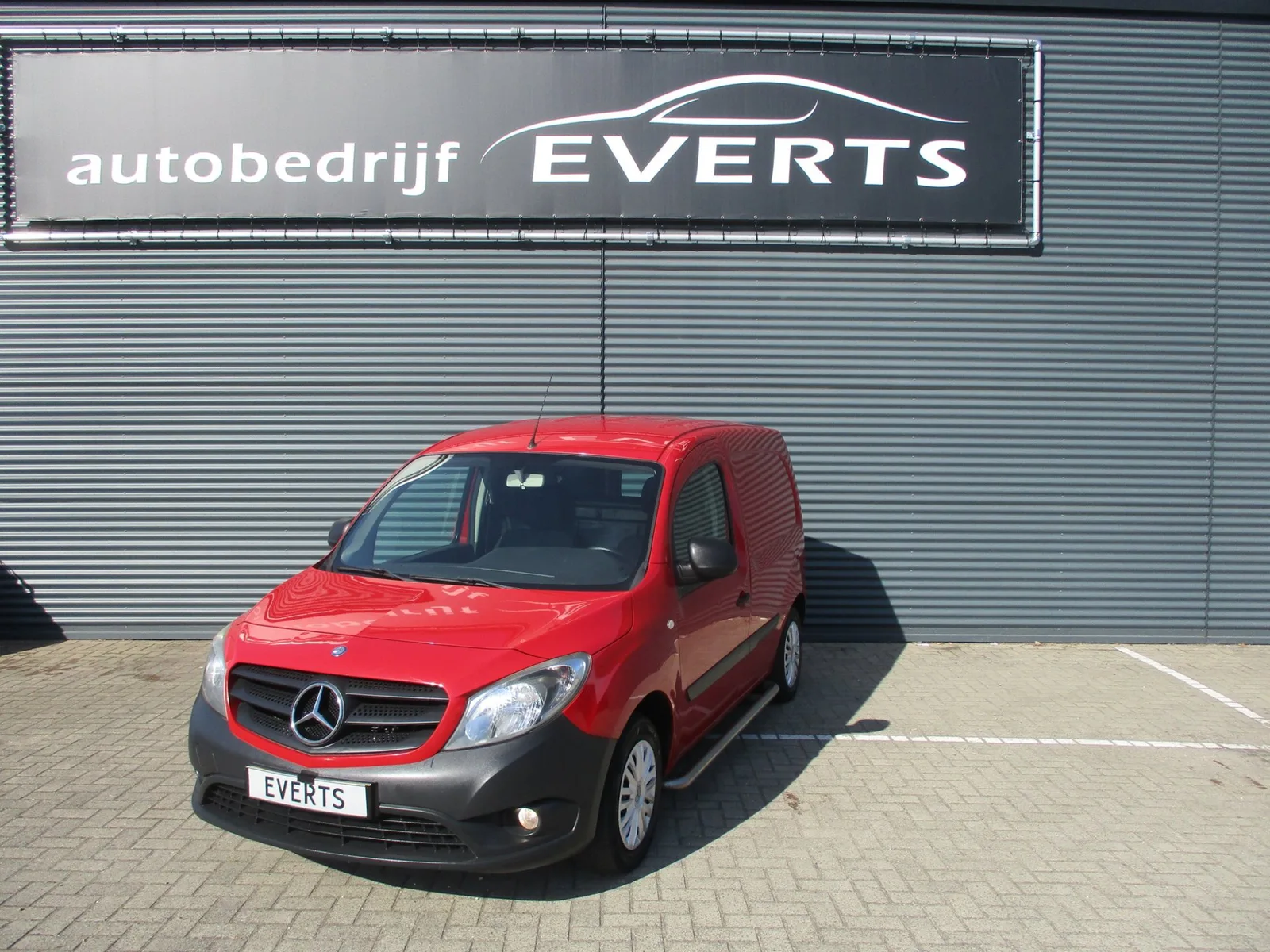 Mercedes-Benz Citan (2014) — foto 1