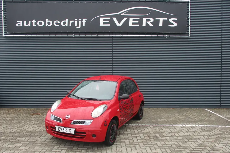 Nissan Micra (2009)