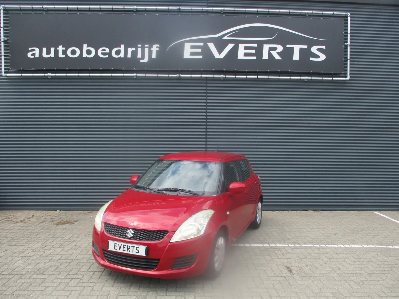 Suzuki Swift (2012) — foto 1