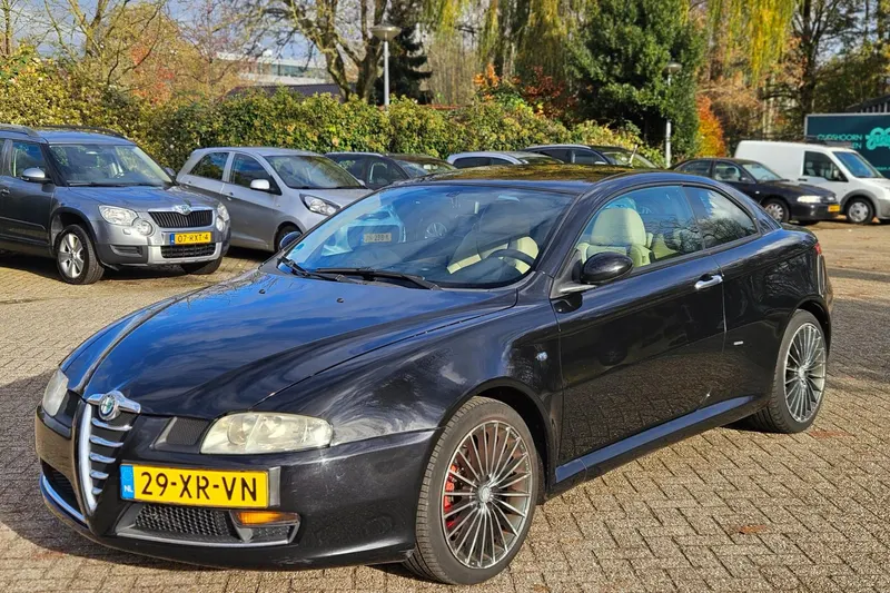 Alfa Romeo GT (2007)