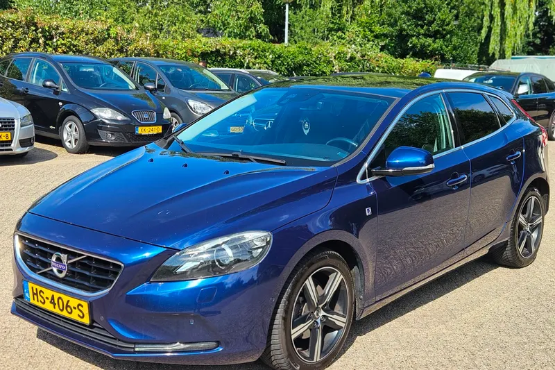 Volvo V40 (2015)