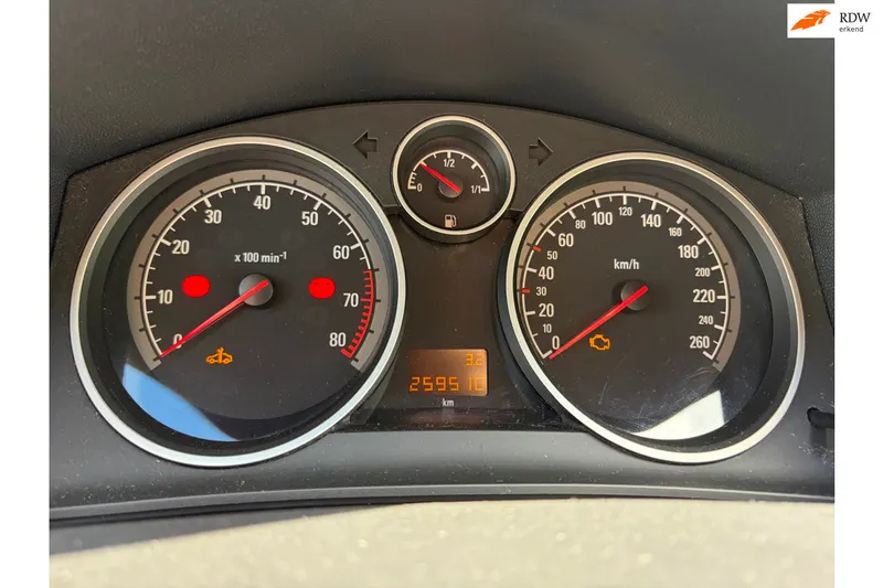 Opel Astra GTC (2005)