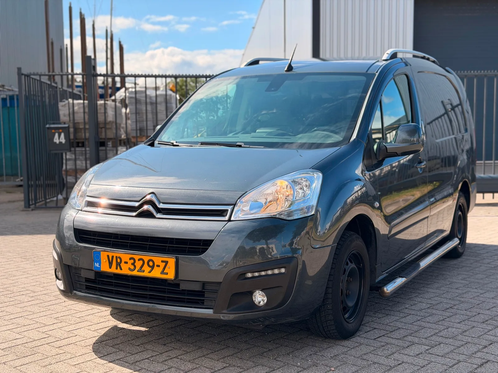 Citroën Berlingo (2015) — foto 1