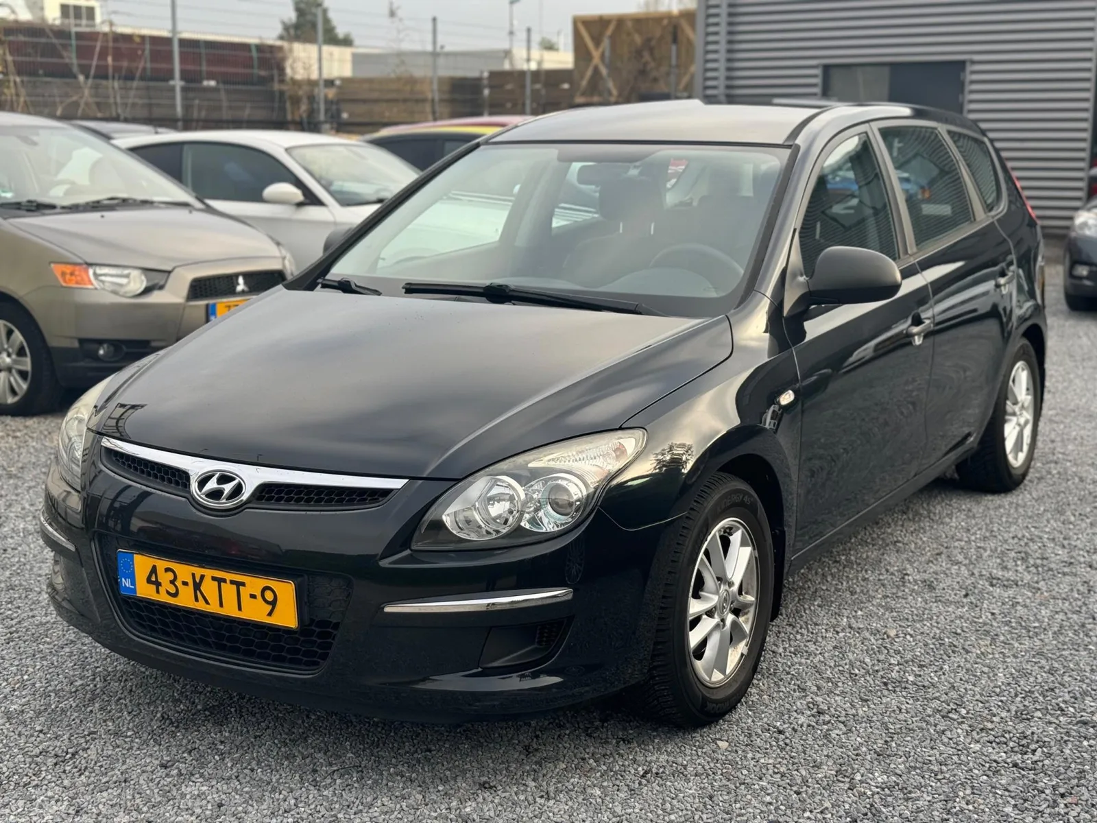 Hyundai i30 (2010) — foto 1