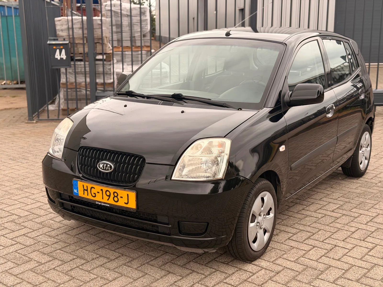 Kia Picanto (2007) — foto 1