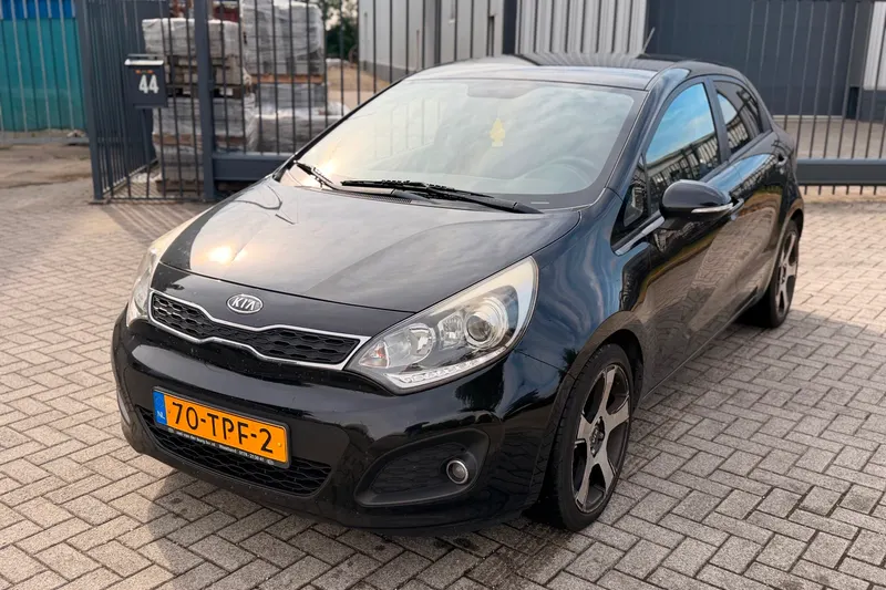 Kia Rio (2012)