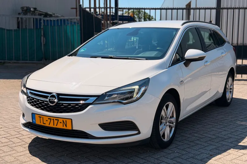 Opel Astra Sports Tourer (2018)