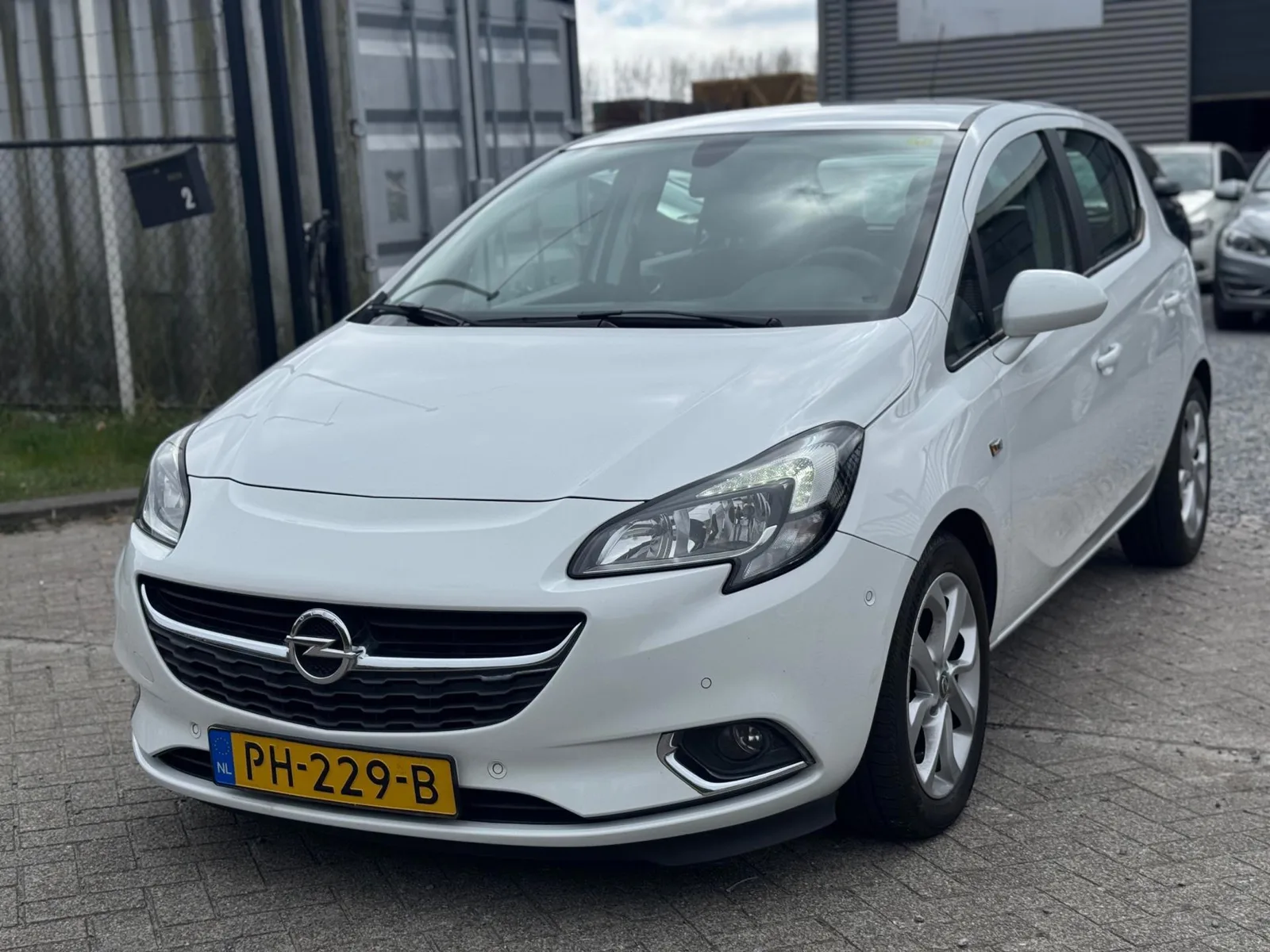 Opel Corsa (2017) — foto 1