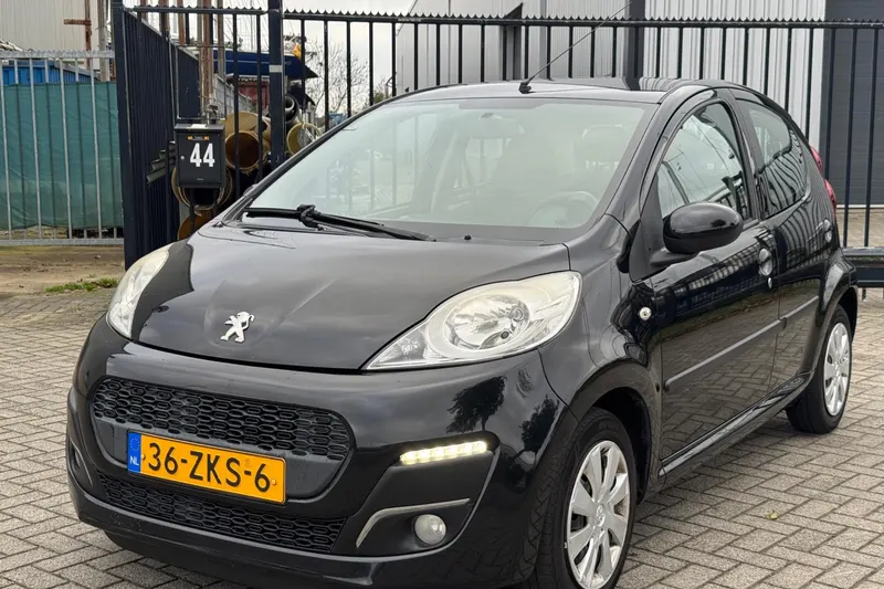 Peugeot 107 (2012)