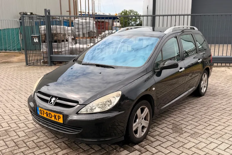 Peugeot 307 SW (2005)