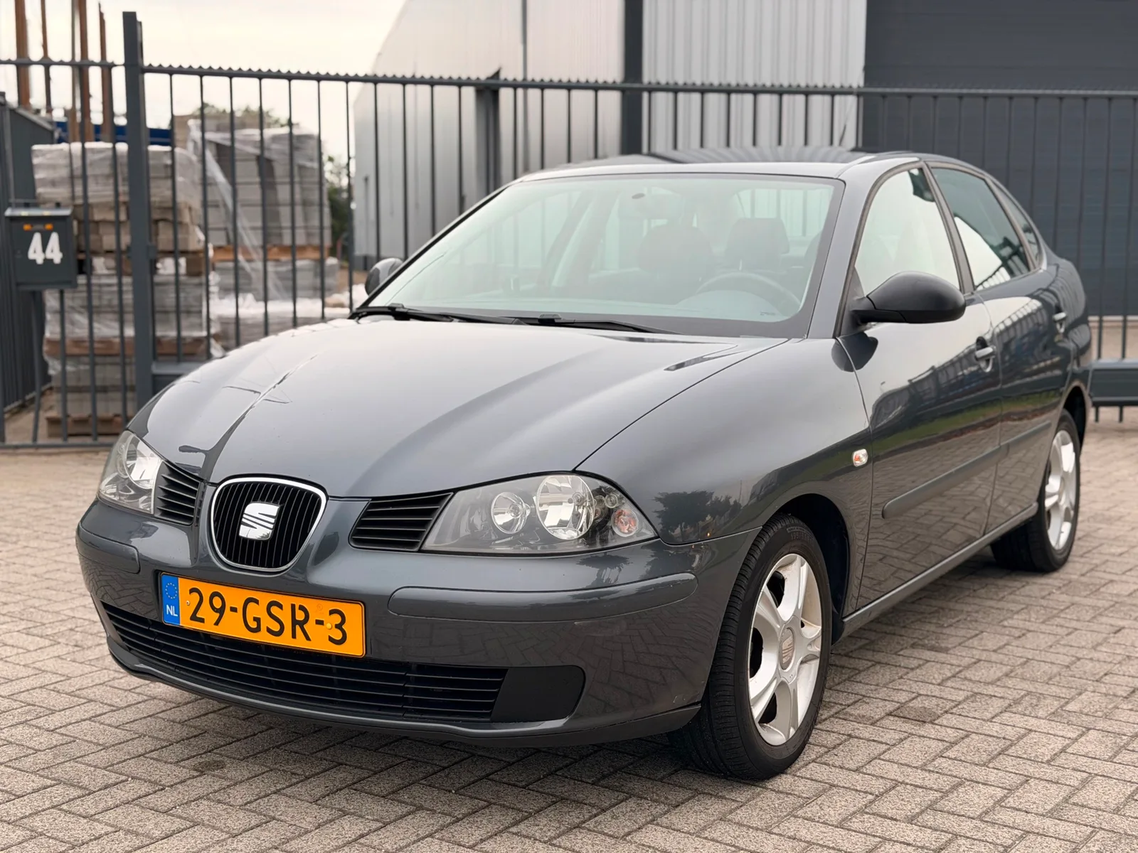 SEAT Cordoba (2008) — foto 1