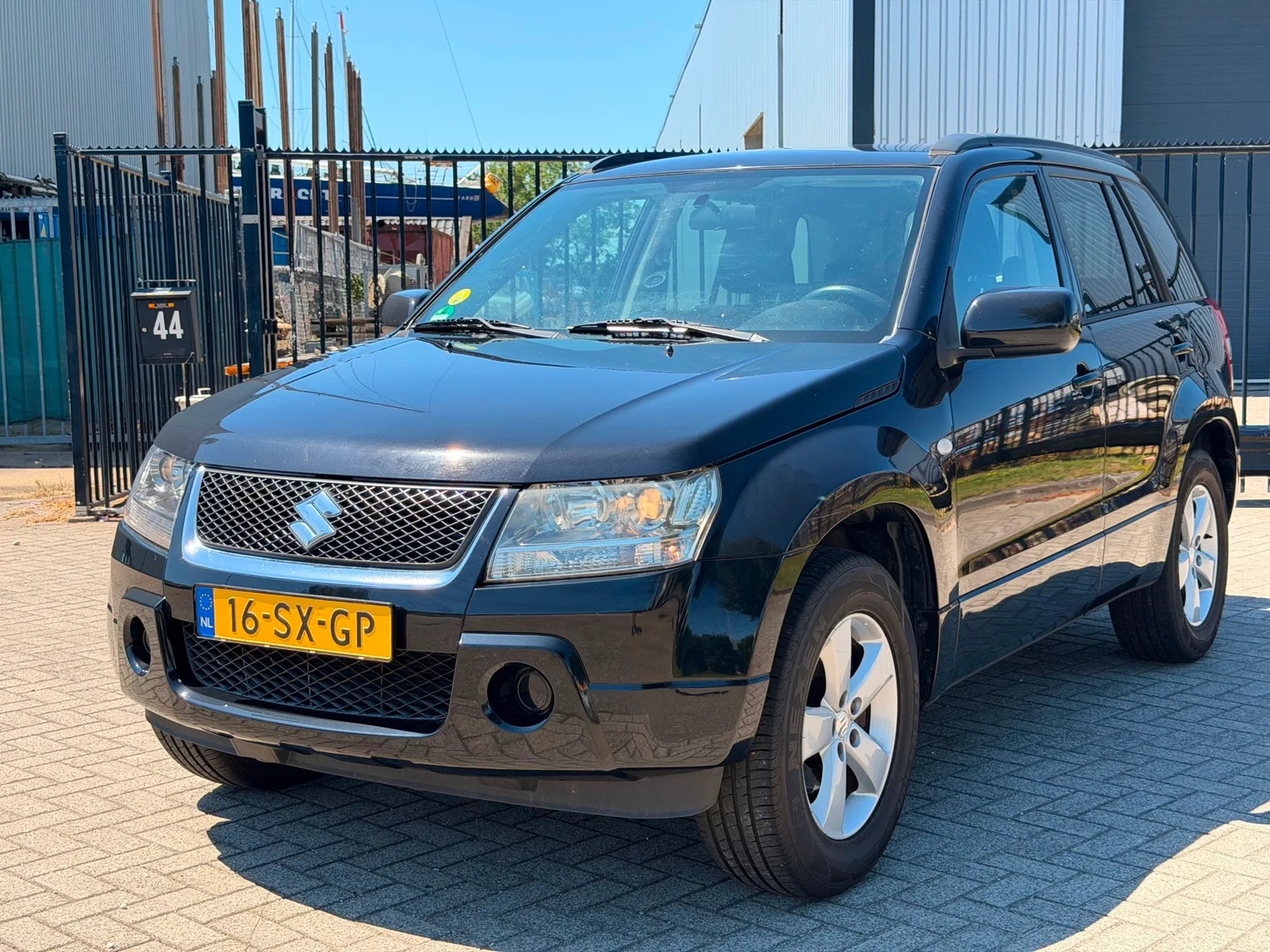 Suzuki Grand Vitara (2006) — foto 1
