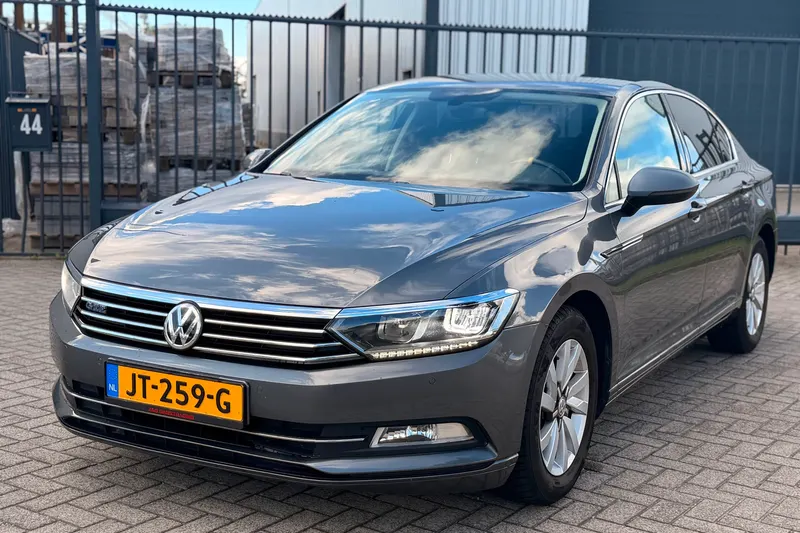 Volkswagen Passat (2016)