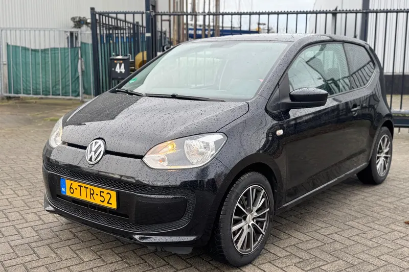 Volkswagen Up! (2012)