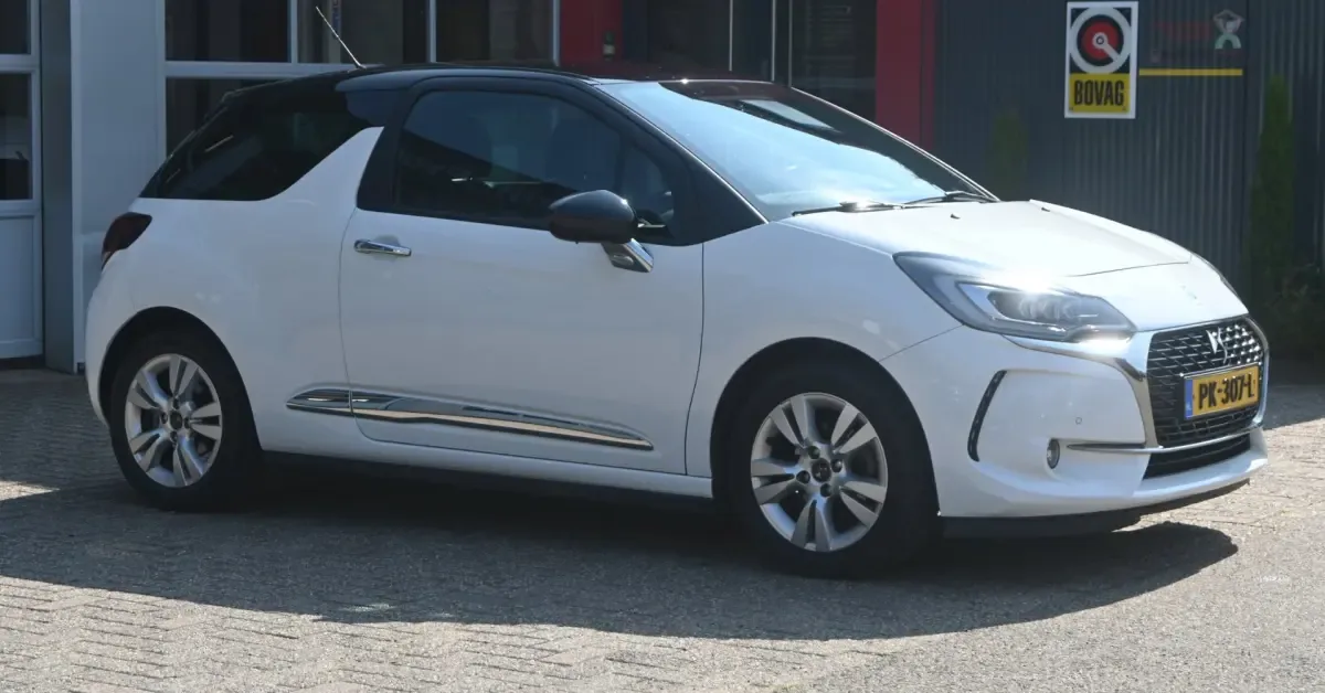 DS 3 (2017) — foto 1