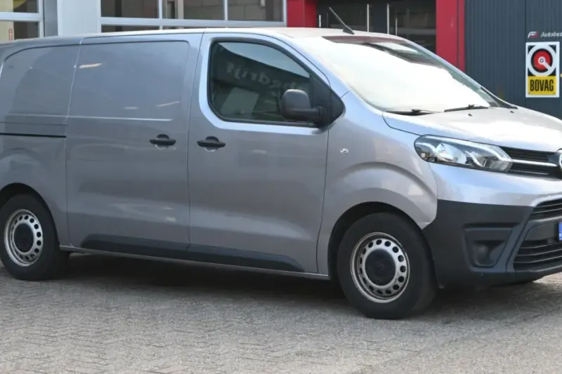 Toyota Proace (2022)