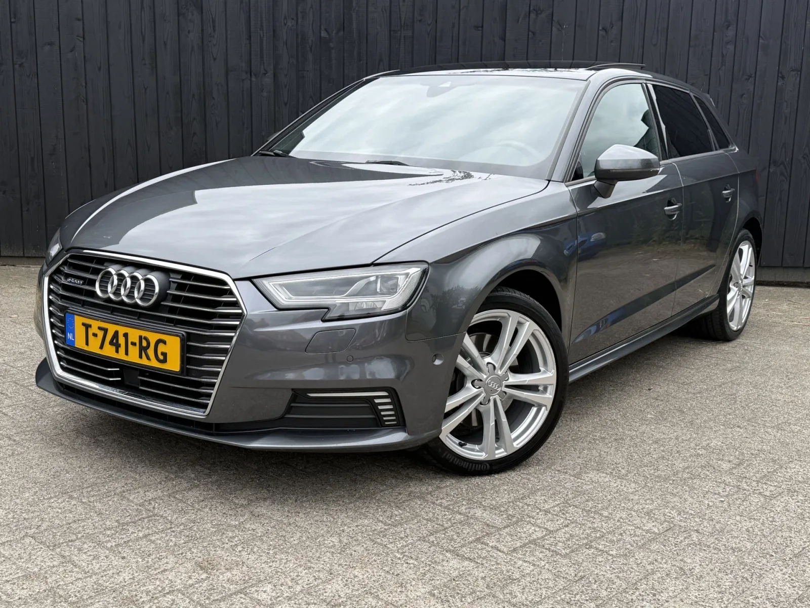 Audi A3 (2020) — foto 1