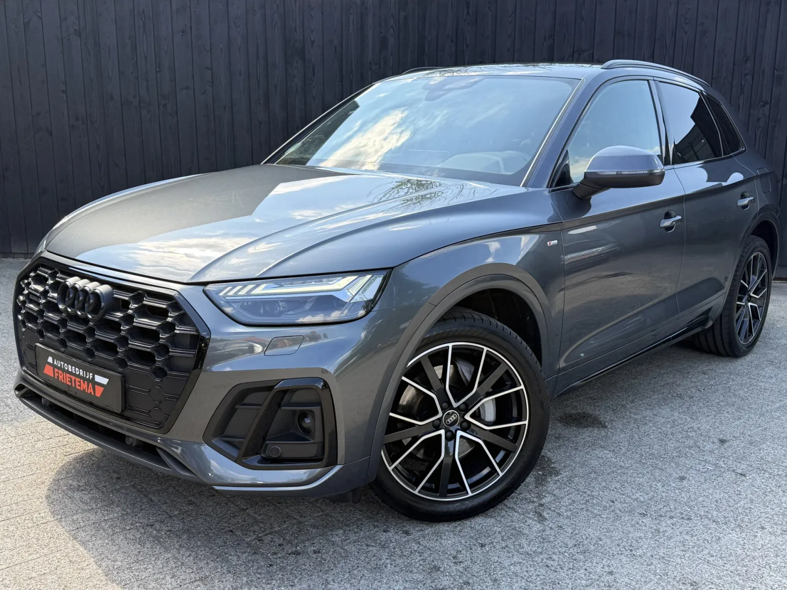 Audi Q5 (2023) — foto 1