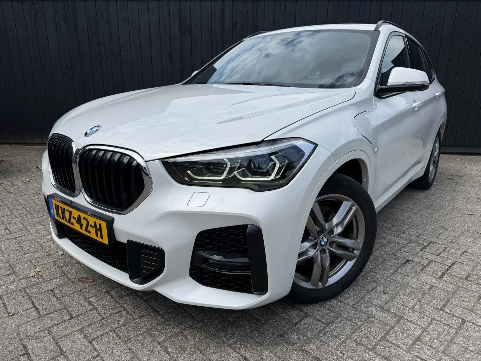 BMW X1 (2021) — foto 1