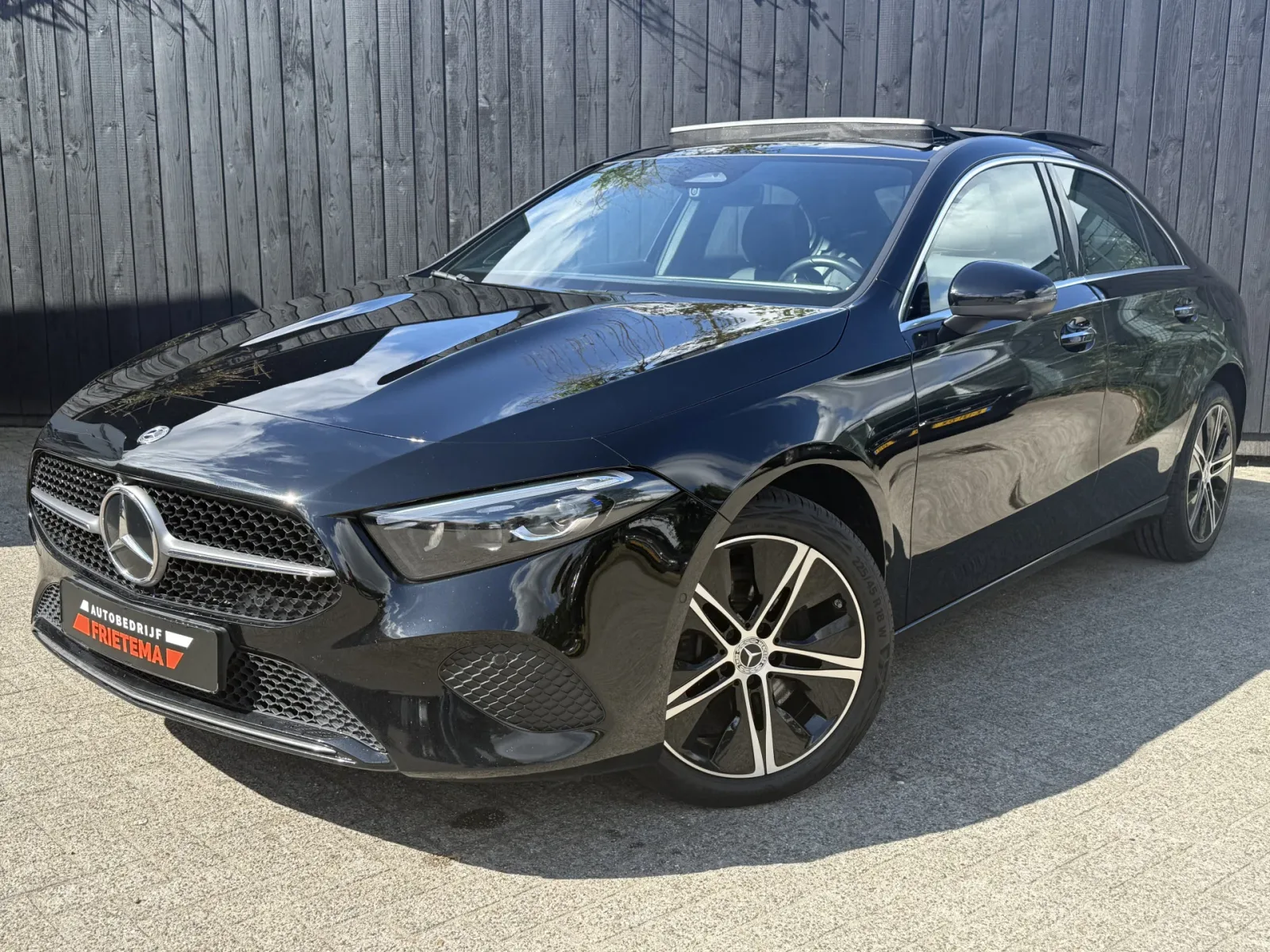 Mercedes-Benz A-Klasse (2023) — foto 1