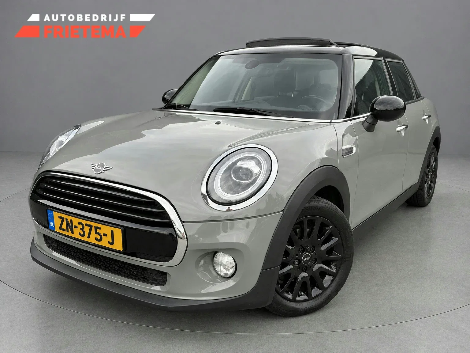 MINI Cooper (2019) — foto 1