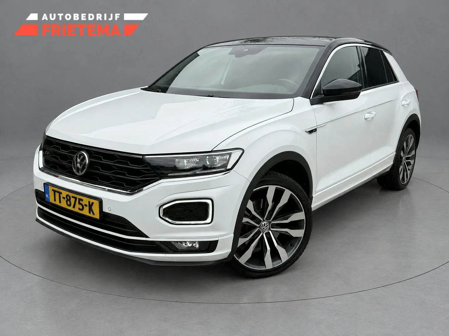 Volkswagen T-Roc (2018) — foto 1