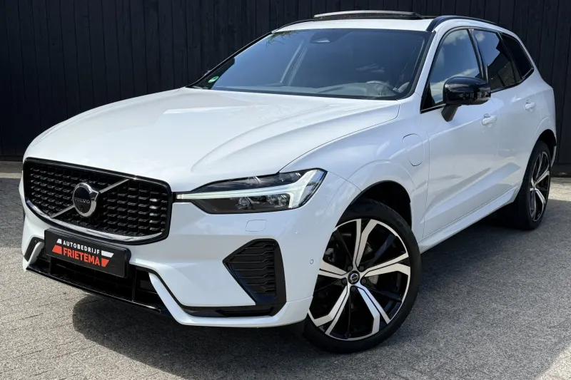 Volvo XC60 (2023)