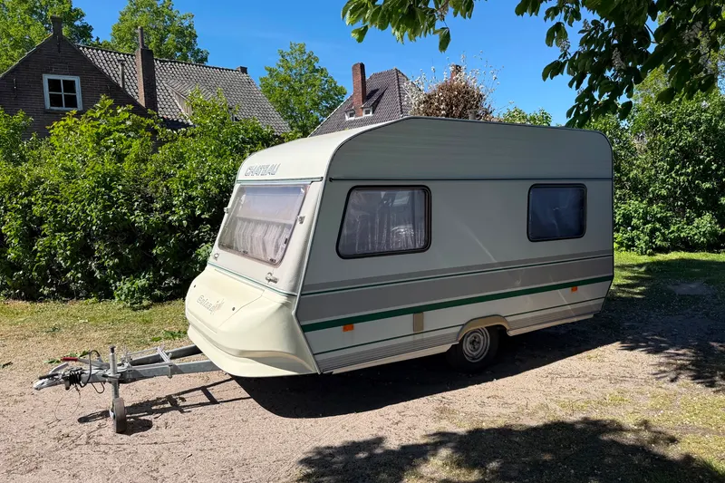 Chateau 380 (1992)